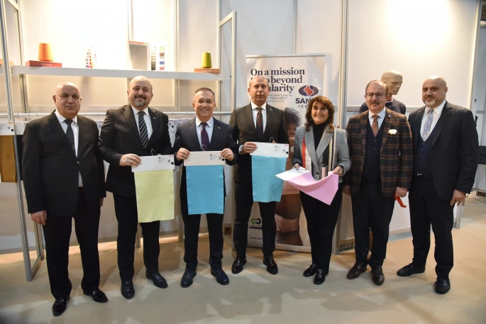 11. PENTEX FUARI KAPILARINI AÇTI