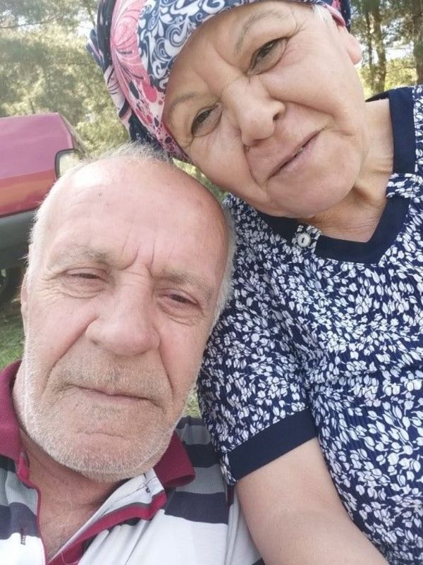 40 yıllık çiftlerle Sevgililer Günü yemeği 
