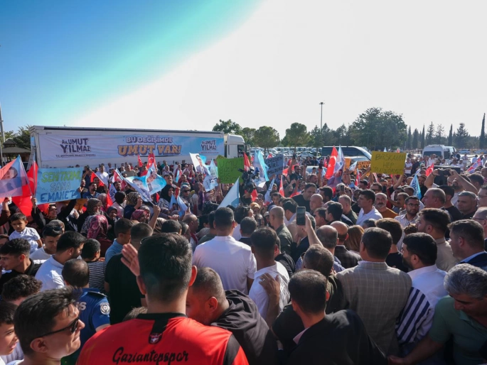 BAŞKAN YILMAZ’A COŞKULU KARŞILAMA
