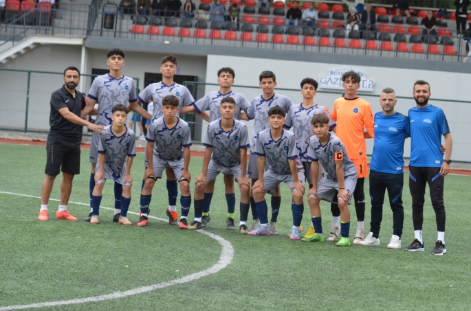 BÜYÜKŞEHİR BLD. U15 ŞAMPİYON