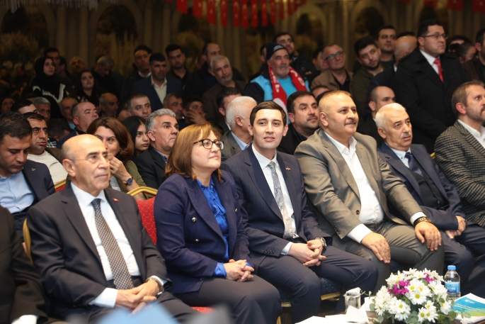BÜYÜKŞEHİR ÇALIŞANLARINA YÜZDE YÜZ ZAM YAPTI