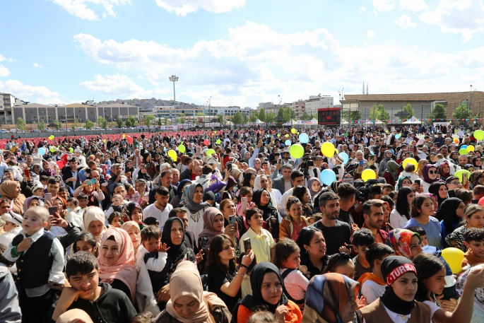 BÜYÜKŞEHİR’DEN ‘SÜNNET ŞÖLENİ’