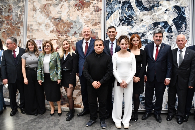 Dünya Halı Modası’nın Kalbi Gaziantep’te Atıyor 