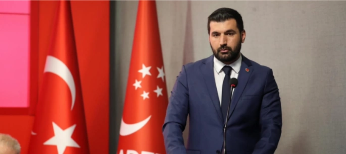 “Emekliler Hakkını Ararken Yalnız Bırakılıyor”