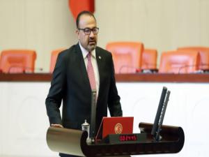 Pandemi Yasaklarında İşsiz Kalan Müzisyenlere Asgari Ücret Ödensin!