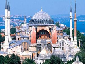 ZİNCİRLER KIRILIDI,  AYASOFYA AÇILDI