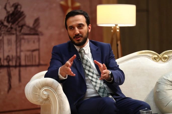 Hırsızla polisin arasına girilmez
