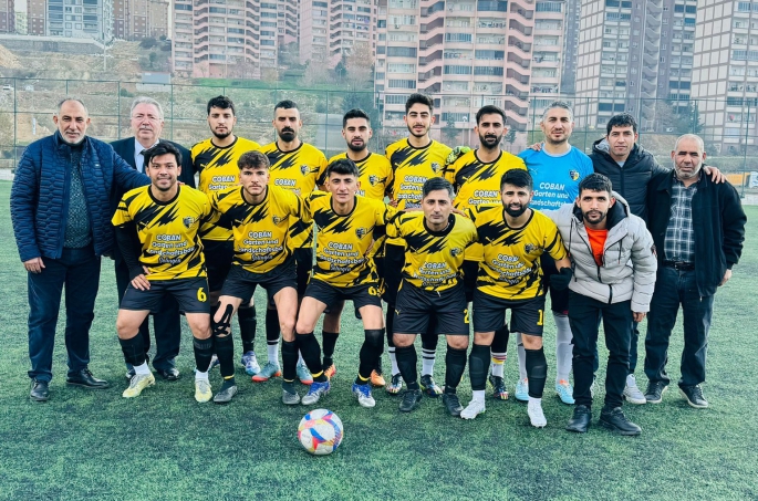 KARŞIYAKA GENÇLİKSPOR 3 PUANLA BAŞLADI