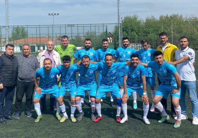 MEKİKSPOR EMİN ADIMLARLA