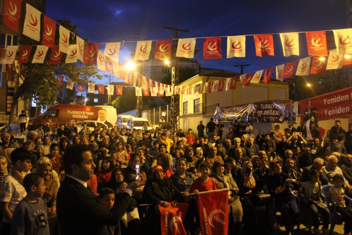 MERVEŞEHİR SAKİNLERİ REFAH’I COŞKUYLA KARŞILADI