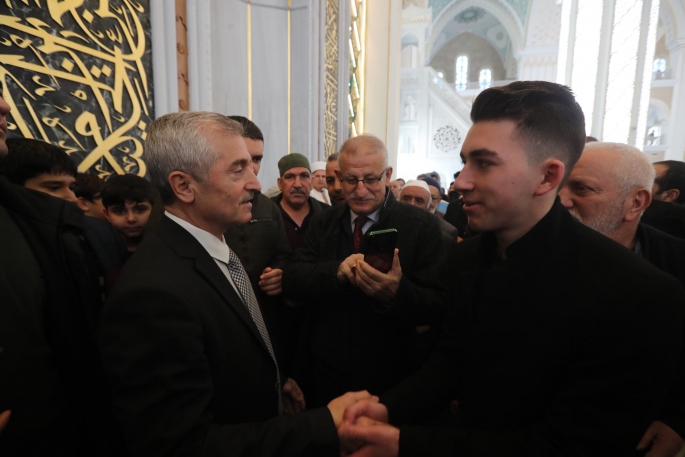  MİLLET CAMİİ İLK CUMA NAMAZINDA DOLDU TAŞTI