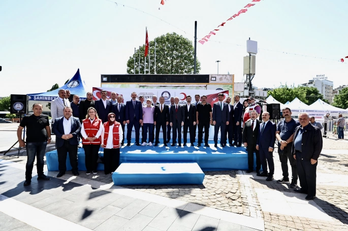 ŞAHİNBEY BELEDİYESİ’NDEN GELENEKSEL KAN BAĞIŞI KAMPANYASI 