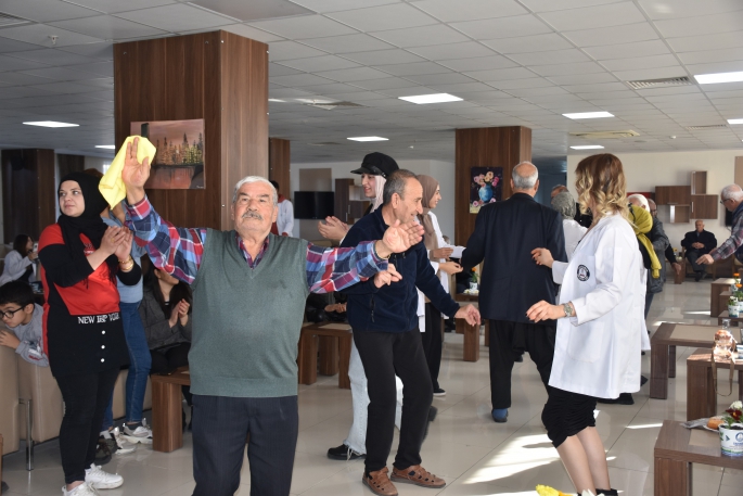 ŞAHİNBEY YAŞLILARI UNUTMADI