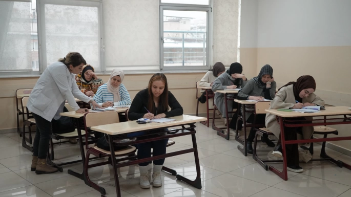 ŞAHİNBEYLİ KADINLAR İNGİLİZCE ÖĞRENİYOR   