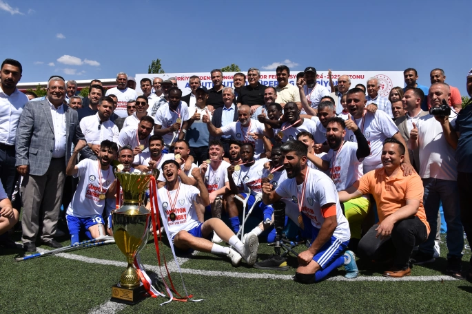 ŞAMPİYON ŞAHİNBEY 3-0