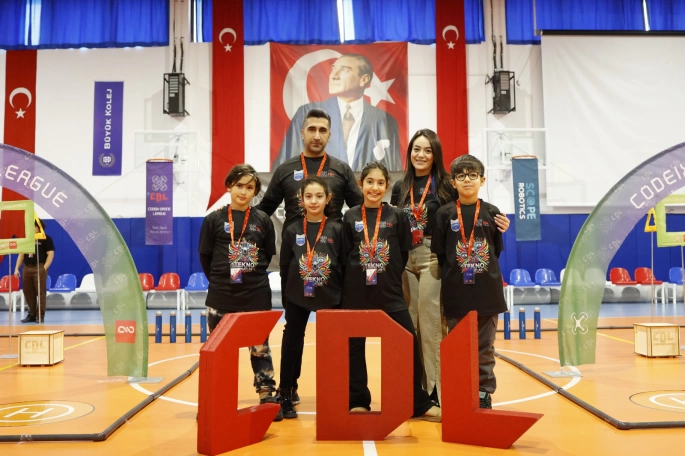 SANKO OKULLARI TÜRKİYE İKİNCİSİ OLDU 