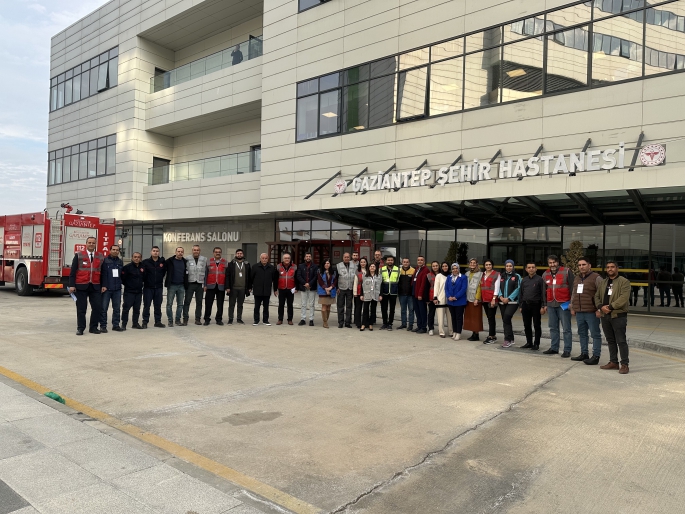   ŞEHİR HASTANESİNDE  TATBİKAT YAPILDI