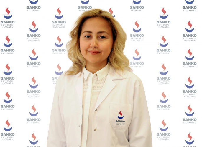  “SİGARAYI TÜKETMEDİĞİNİZ İKİ SAATİN SONUNDA VÜCUDUNUZ NİKOTİNİ ATMAYA BAŞLAR” 
