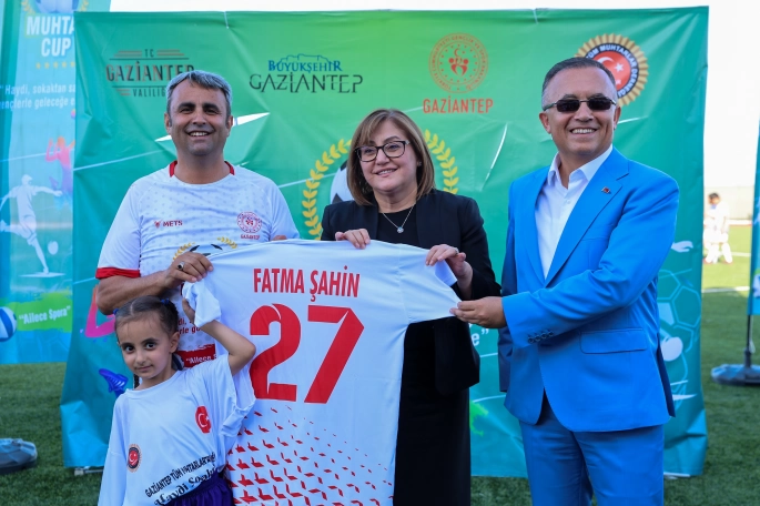 TÜRKİYE’DE BİR İLK OLAN MUHTAR CUP FUTBOL TURNUVASI BAŞLADI