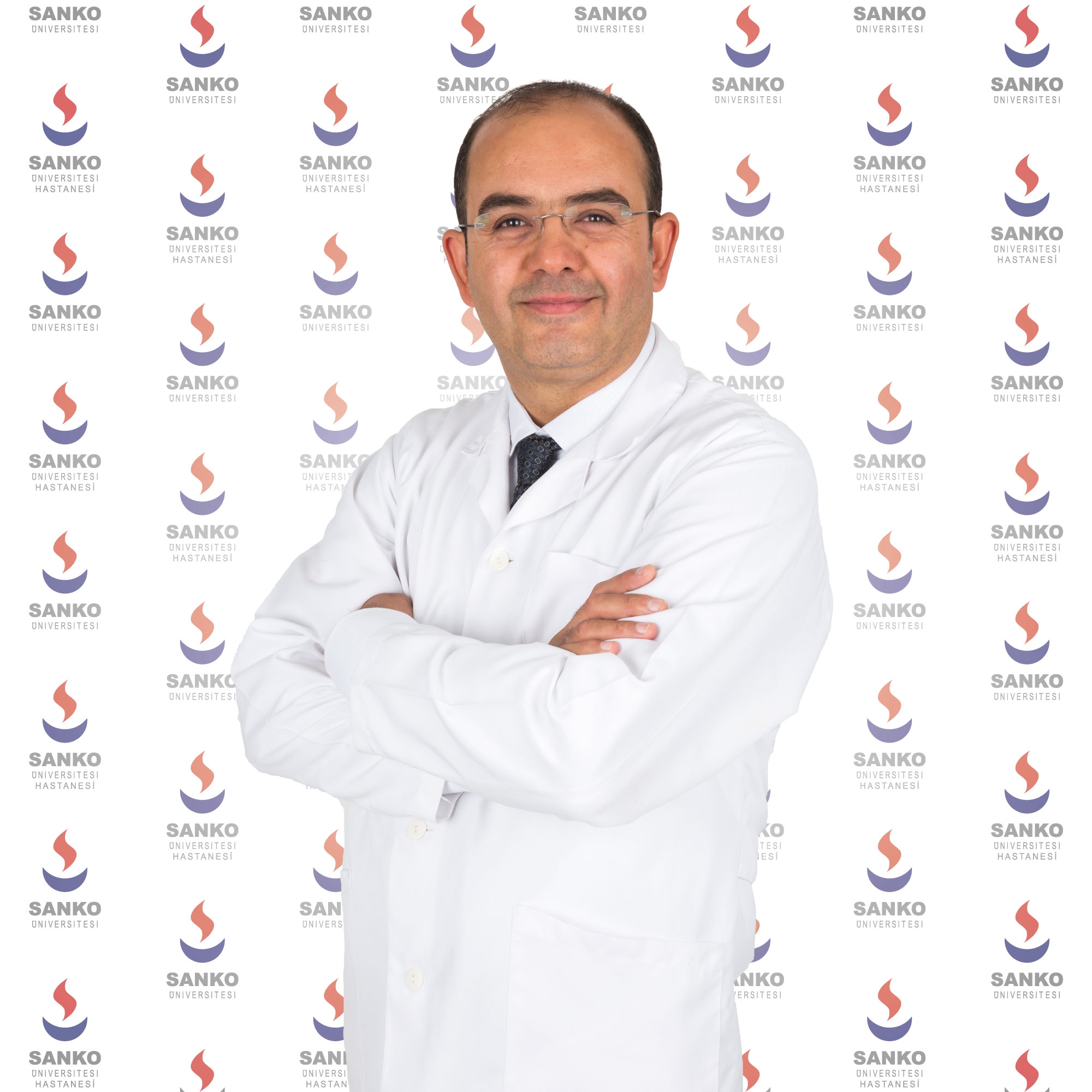 “BU HASTALIKLA İLGİLİ EN İLGİNÇ KONU, HASTALIĞIN SADECE YUMURTALIKLAR DEĞİL AKCİĞER, BURUN VE HATTA BEYİNDE BİLE OLABİLECEĞİ GERÇEĞİDİR”