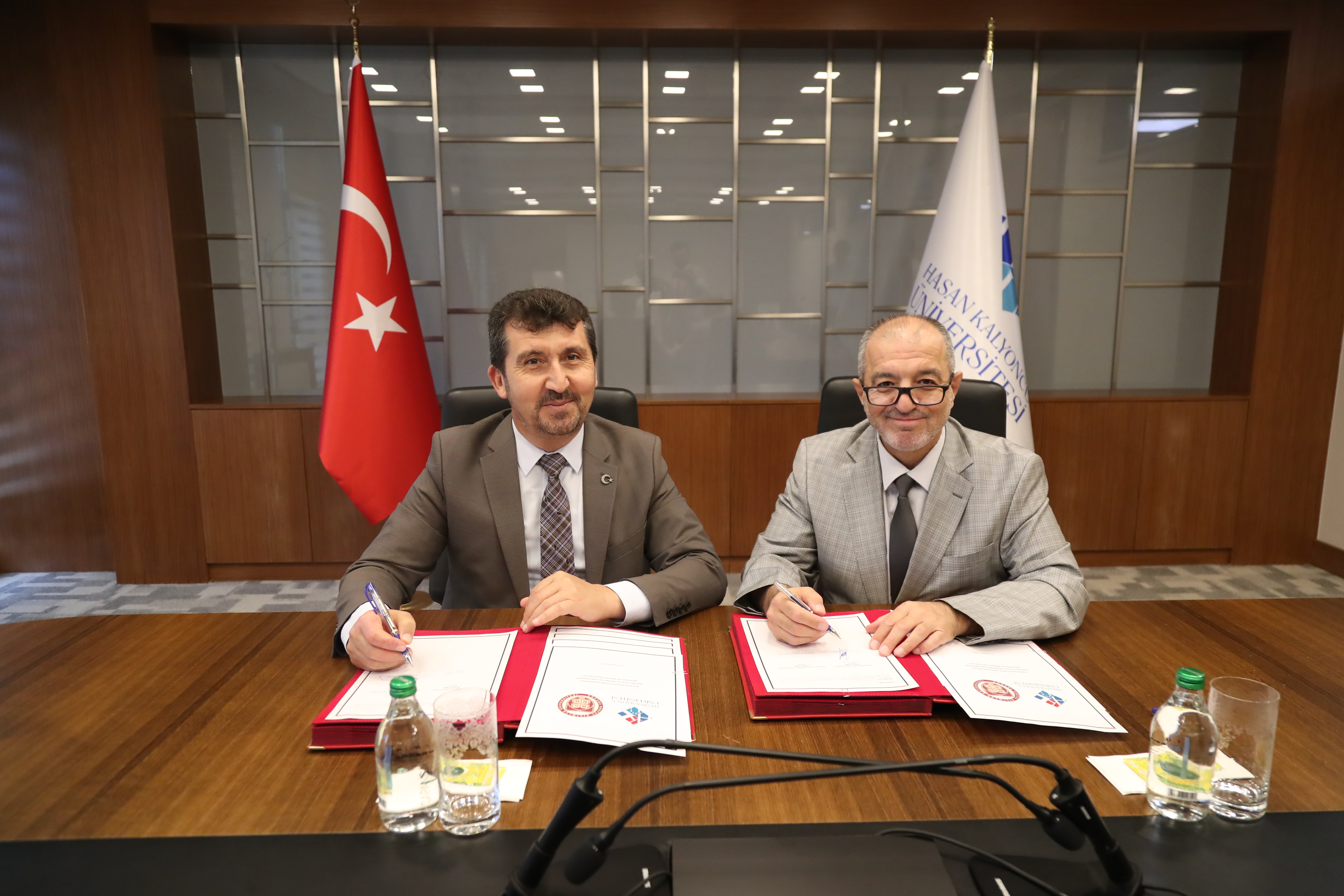HKÜ'DEN ÖNEMLİ İŞ BİRLİĞİ